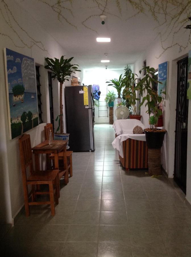 Alojamiento Ya'Ax Nah Playa del Carmen Esterno foto