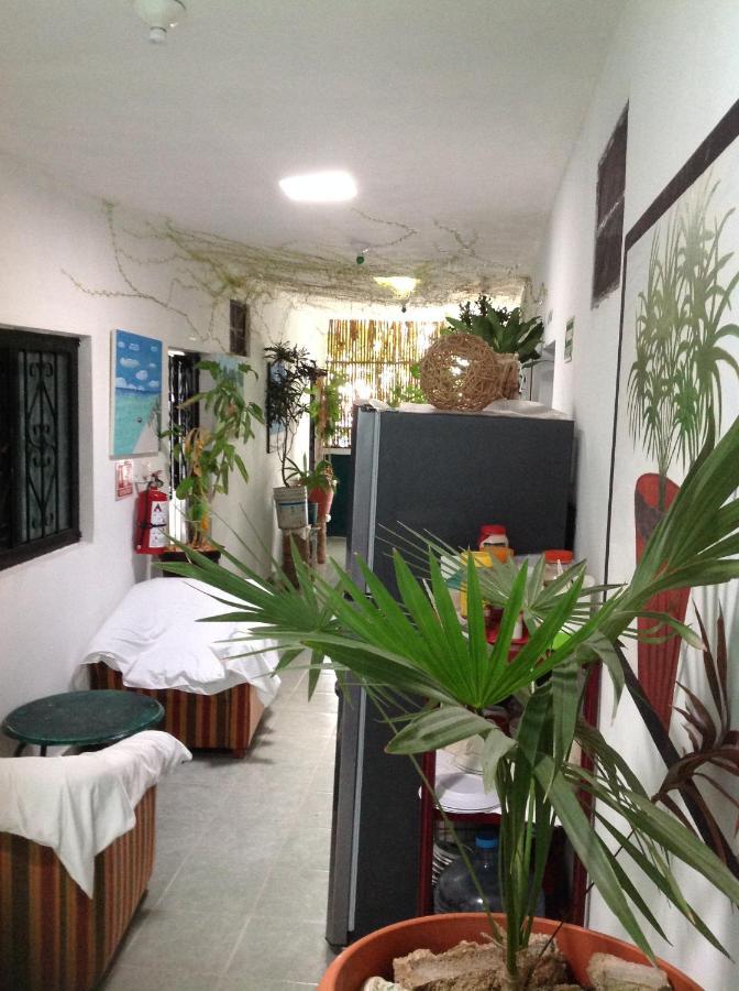 Alojamiento Ya'Ax Nah Playa del Carmen Esterno foto