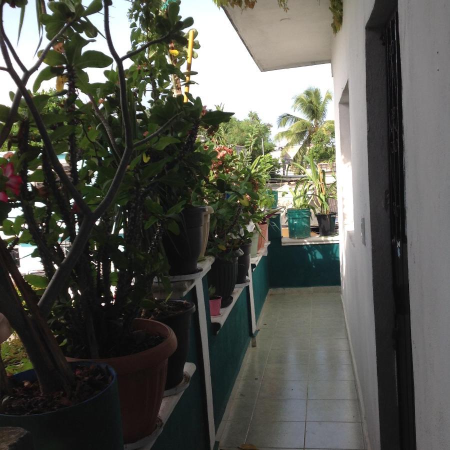 Alojamiento Ya'Ax Nah Playa del Carmen Esterno foto